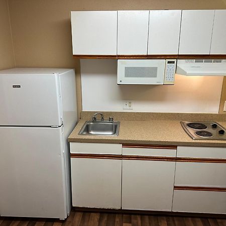Red Roof Inn Саутфилд Екстериор снимка