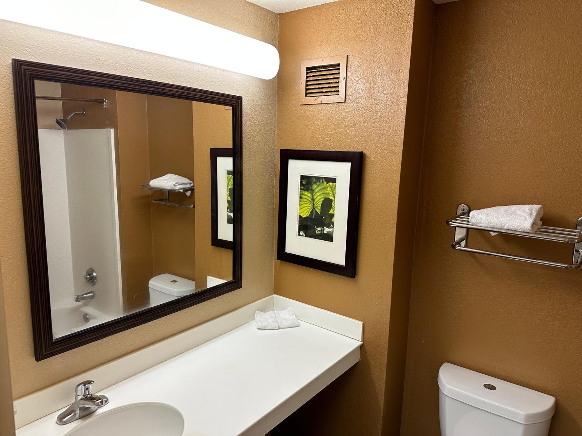 Red Roof Inn Саутфилд Екстериор снимка