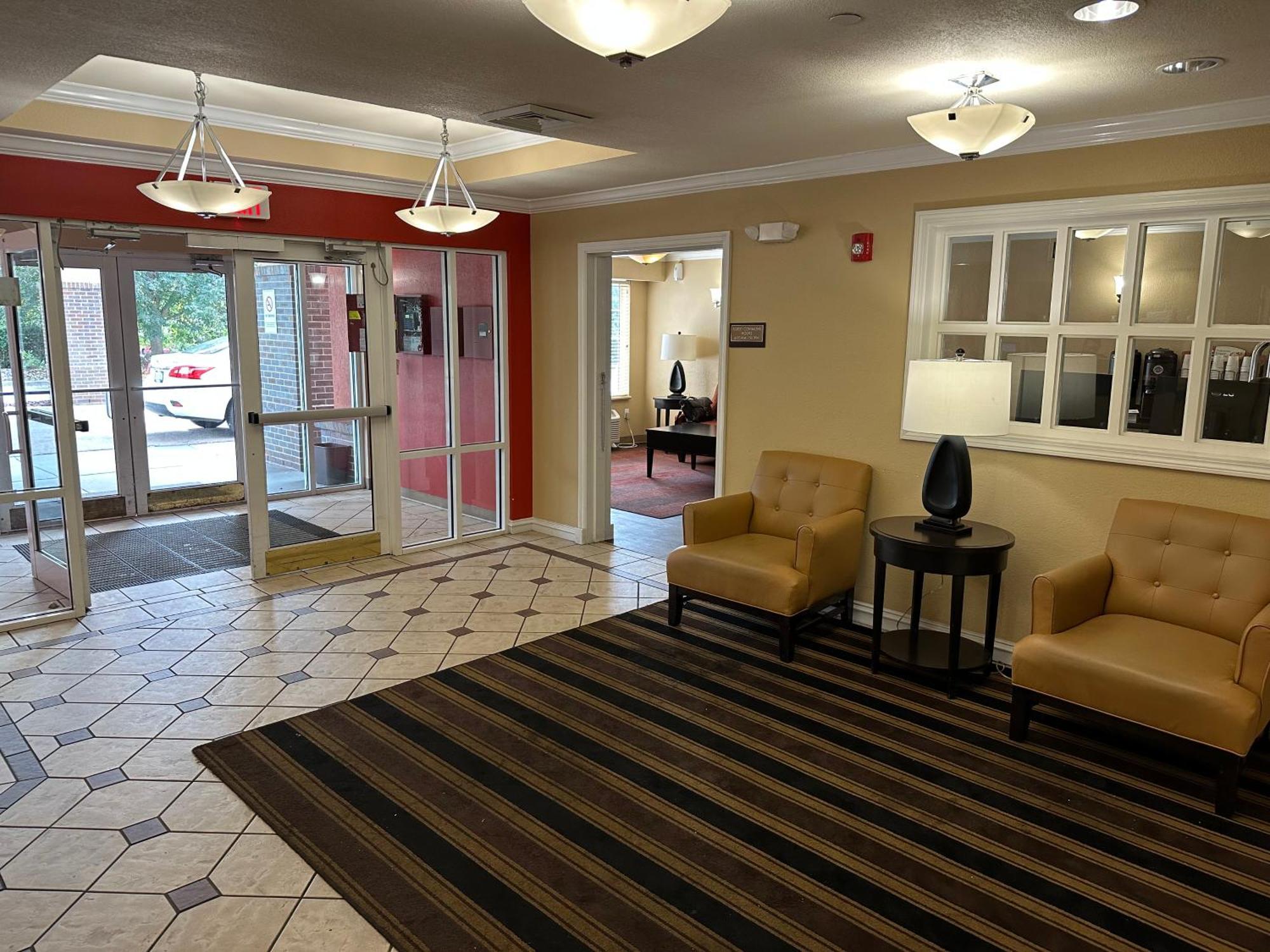 Red Roof Inn Саутфилд Екстериор снимка