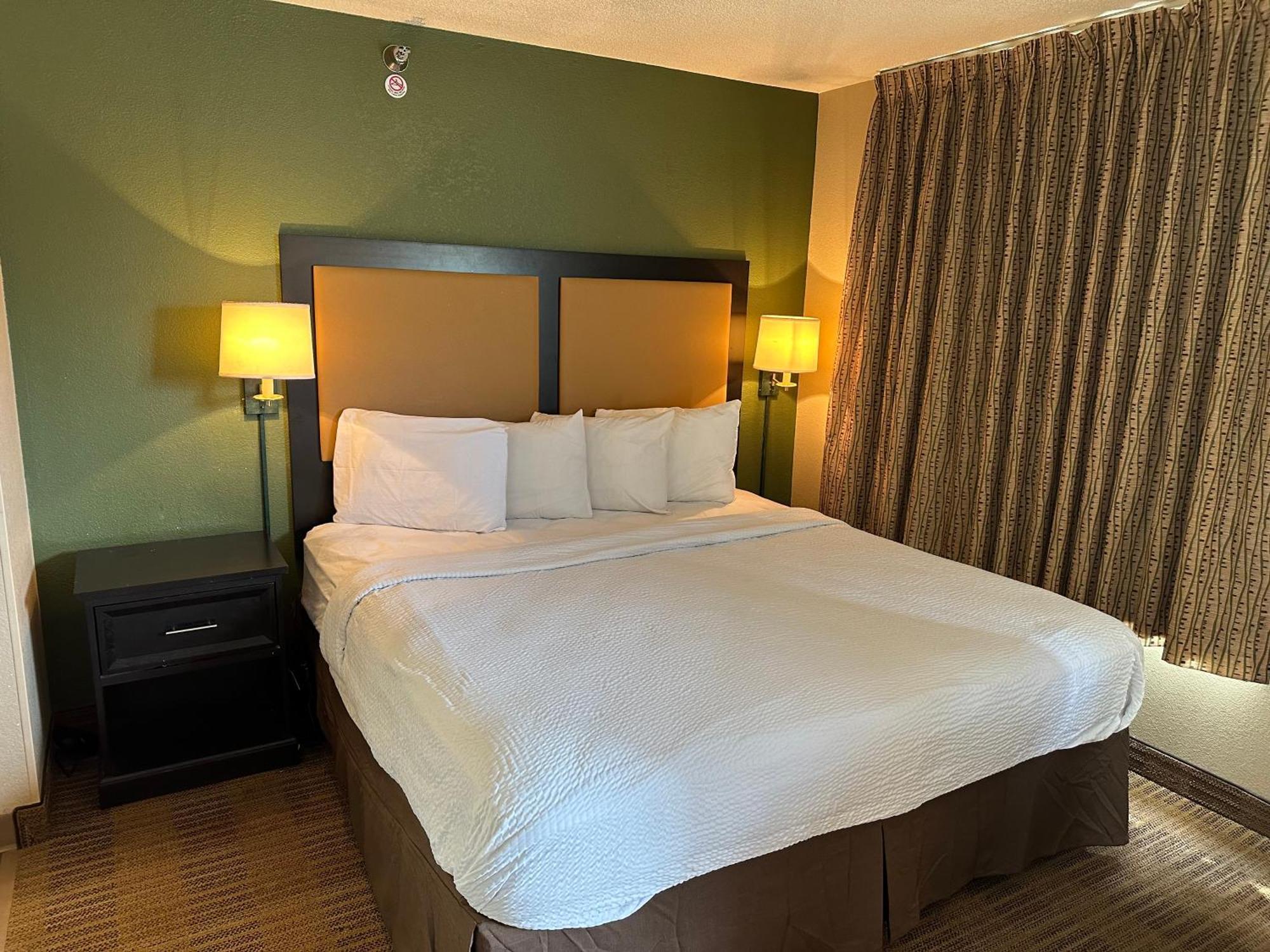 Red Roof Inn Саутфилд Екстериор снимка