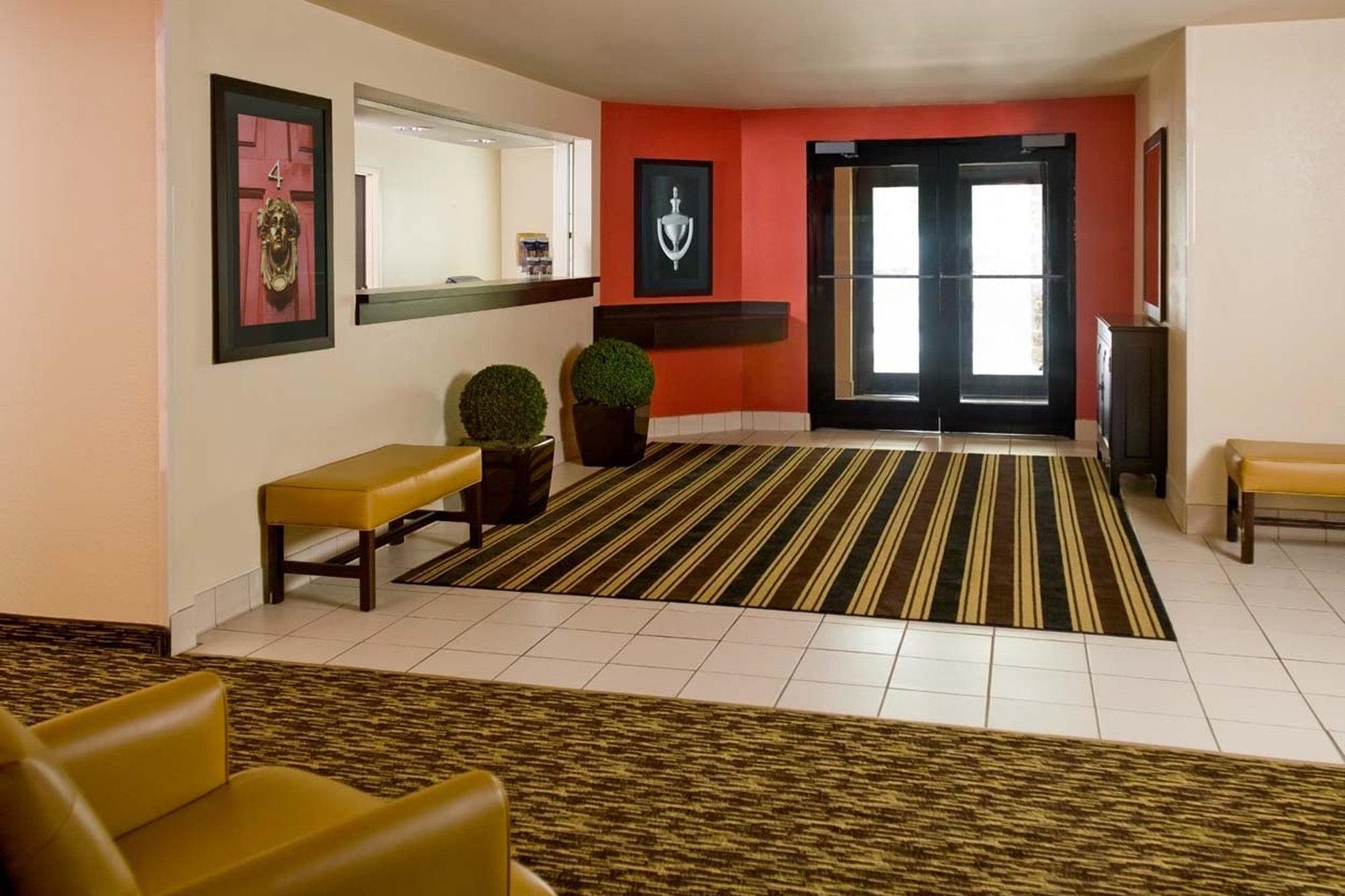 Red Roof Inn Саутфилд Екстериор снимка