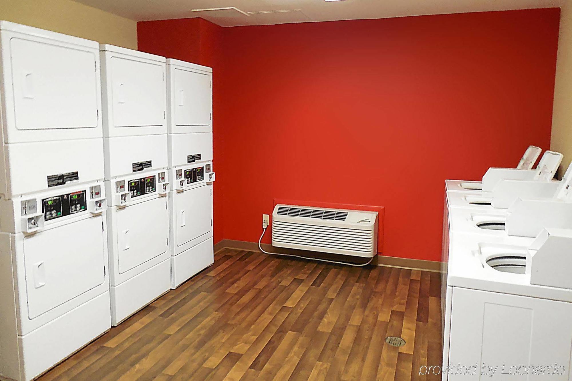 Red Roof Inn Саутфилд Екстериор снимка